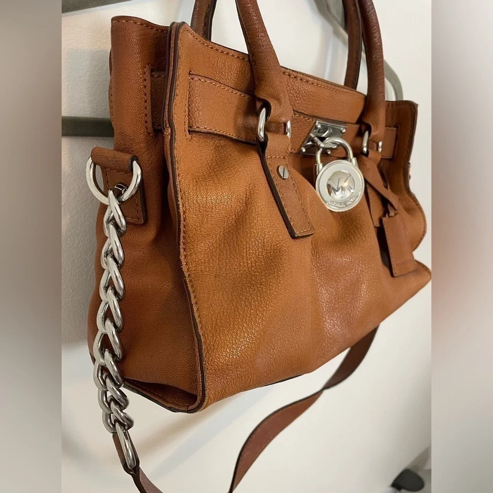 Michael Kors Hamilton Acorn Brown Saffiano Leather Shoulder Handbag Lock & Key